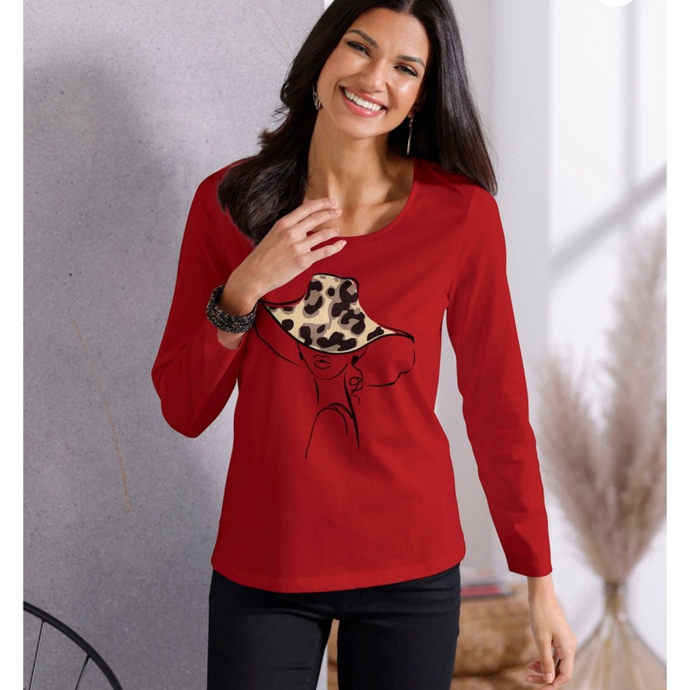 Women’s Red Leopard Graphic Long Sleeve T-shirt Top